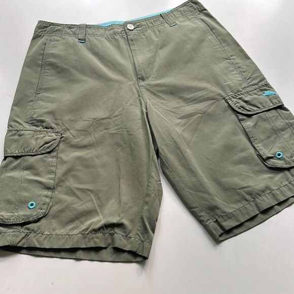 Tommy Bahama Cotton/Poly Cargo Outdoor Shorts Mens 32x11 - Picture 1 of 11